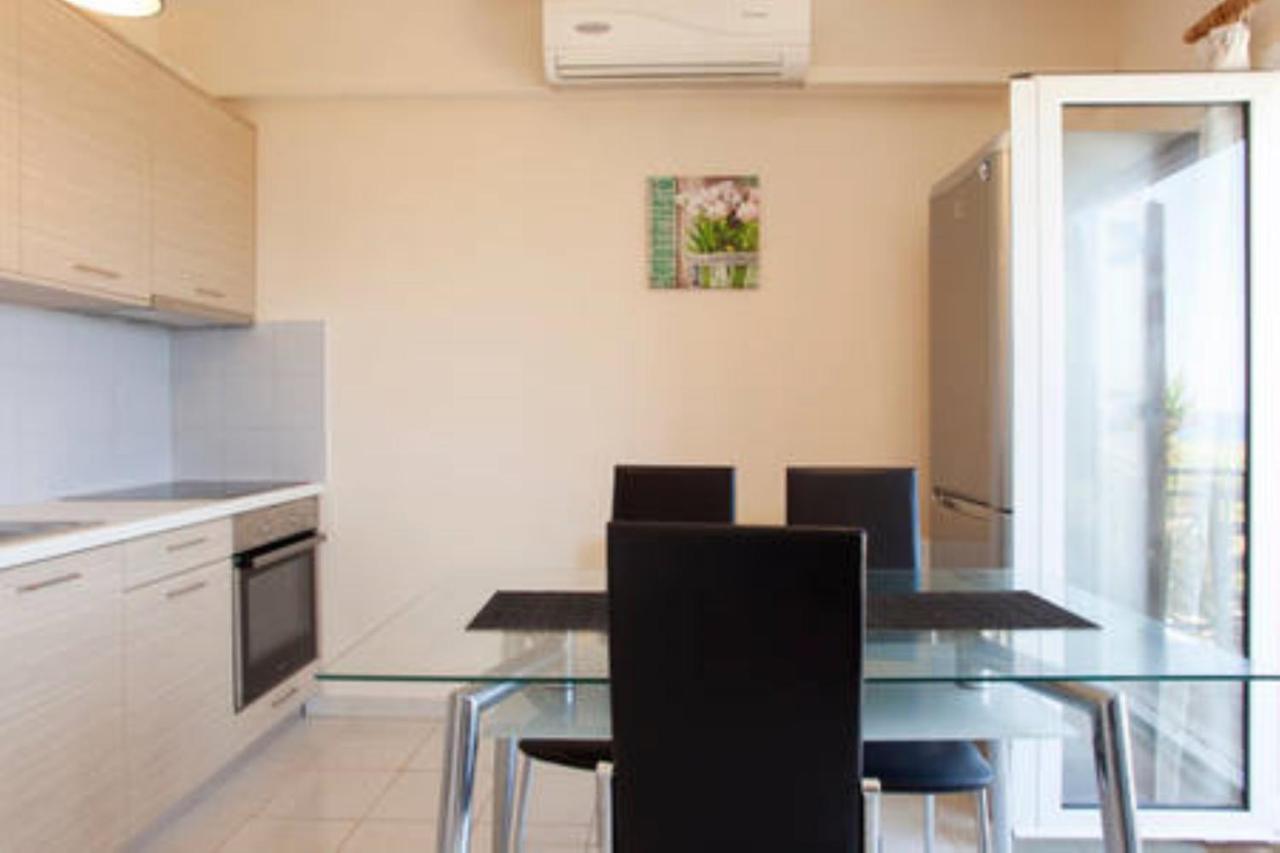 Makis Apartments Sitia  Luaran gambar