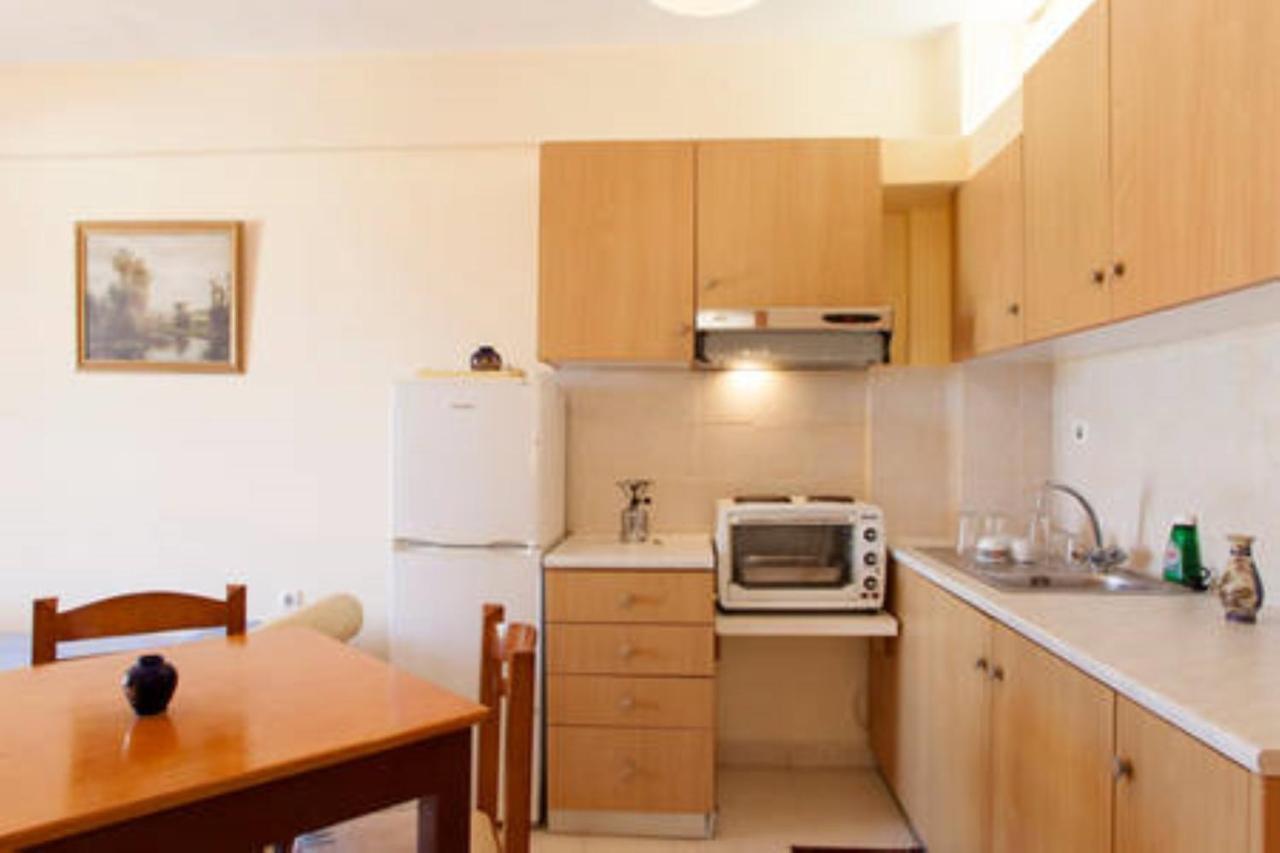 Makis Apartments Sitia  Luaran gambar